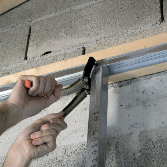 Просекатель для металлических профилей 320 мм Edma