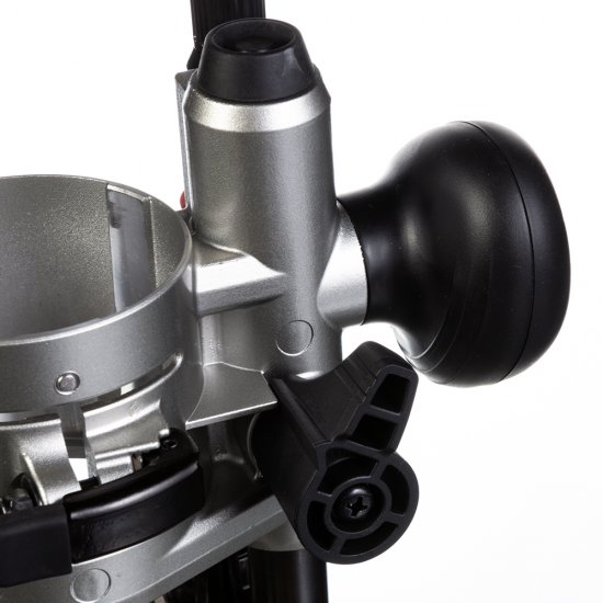 Фрезер электрический Makita RT0700CX2 710 Вт