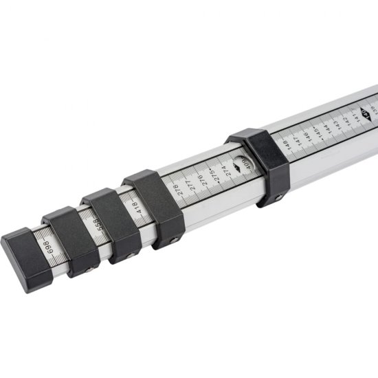 Нивелирная телескопическая рейка Gigant GNT-07