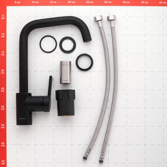 Смеситель для кухни Swedbe Diana черный с высоким изливом однорычажный (1041B)