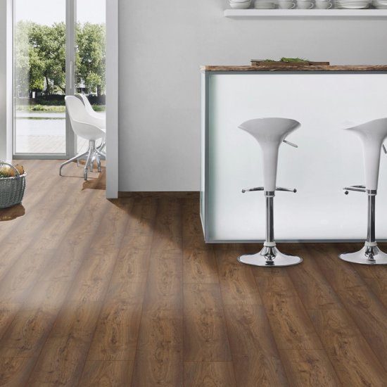 Ламинат 32 класс Ultradecor Expert Choice дуб модена 2,22 кв.м 8 мм с фаской