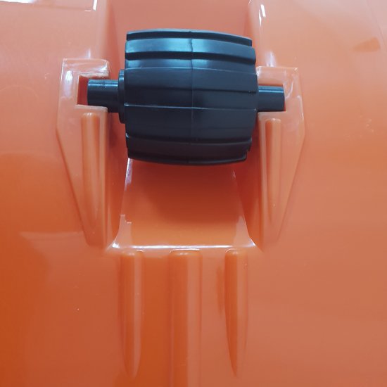 Скрепер Инструм-Агро Парнас полипропилен с металлической ручкой 1380х860 мм (100320)