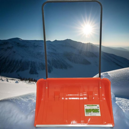 Скрепер Инструм-Агро Парнас полипропилен с металлической ручкой 1380х860 мм (100320)