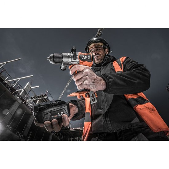 Ударная бесщеточная аккумуляторная дрель-шуруповерт AEG BSB18C3BL-402C