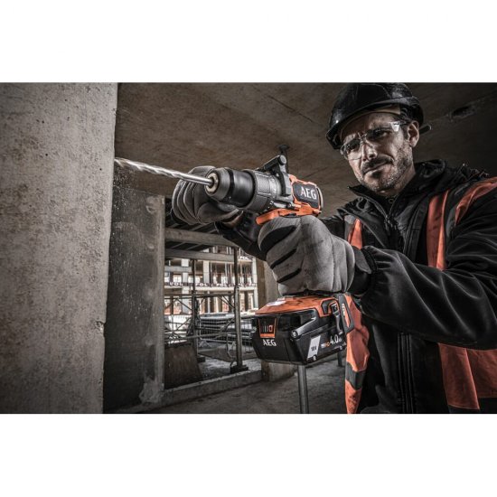 Ударная бесщеточная аккумуляторная дрель-шуруповерт AEG BSB18C3BL-402C