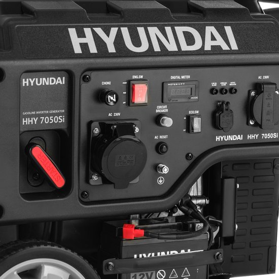 Генератор бензиновый Hyundai HHY 7050Si 5 кВт инверторного типа