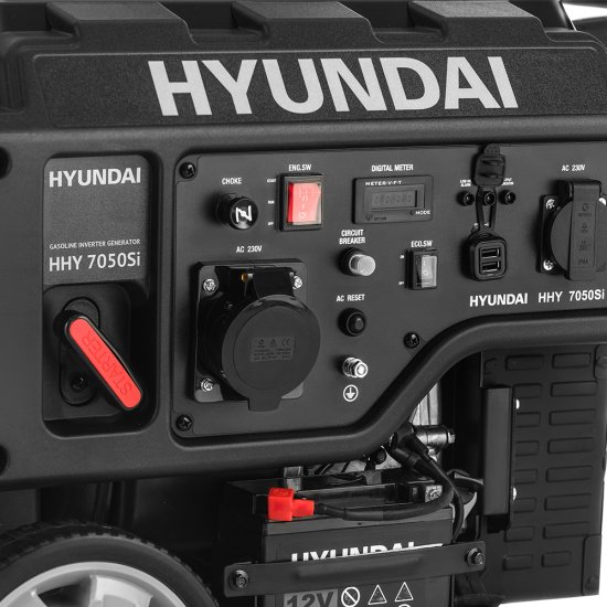 Генератор бензиновый Hyundai HHY 7050Si 5 кВт инверторного типа