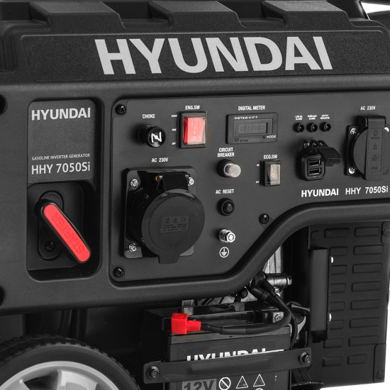 Генератор бензиновый Hyundai HHY 7050Si 5 кВт инверторного типа