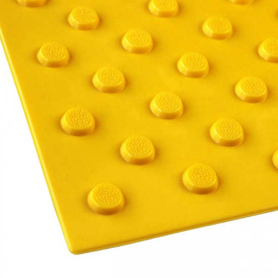 Тактильная плитка ПВХ конус шахматка 300х300х5,5 мм желтая
