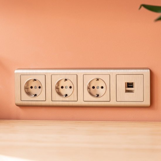 Рамка Werkel Stream четырехместная шампань (a051285)