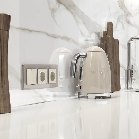 Розетка Werkel встраиваемая айвори со шторками (a059275)