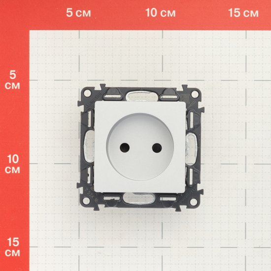 Розетка Legrand Valena Life встраиваемая алюминий со шторками (753616)