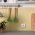 Розетка Legrand Valena встраиваемая белая со шторками с крышкой (695641)