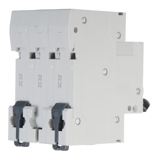 Автоматический выключатель модульный Systeme Electric City9 Set 3P 32А тип C 4,5 кА 400 В (C9F34332)