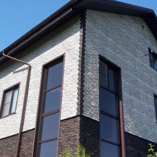 Панель фасадная Royal Stone 905х620 мм монреаль