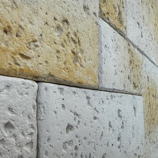 Искусственный камень угловой White Hills Бремар светло-песочный (12 шт.=2,4 пог.м)