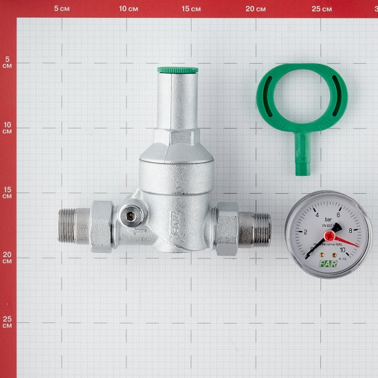 Редуктор давления Far 3/4 НР(ш) мембранный с манометром (FA 2815 34)