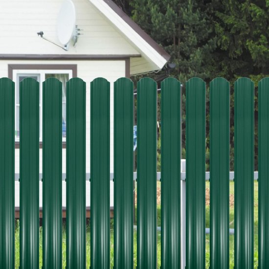 Евроштакетник односторонний полукруглый 0,45 мм 105х1500 мм зеленый RAL 6005 фигурный срез