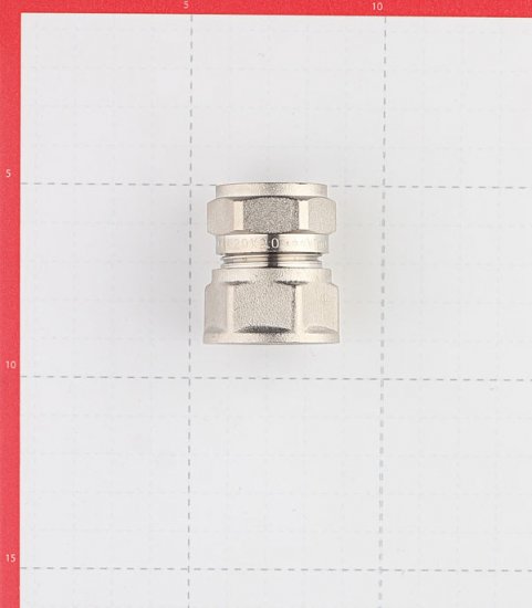 Соединитель прямой VALTEC (VTm.302.N.002005) 20 обж(ц) х 3/4 ВР(г)