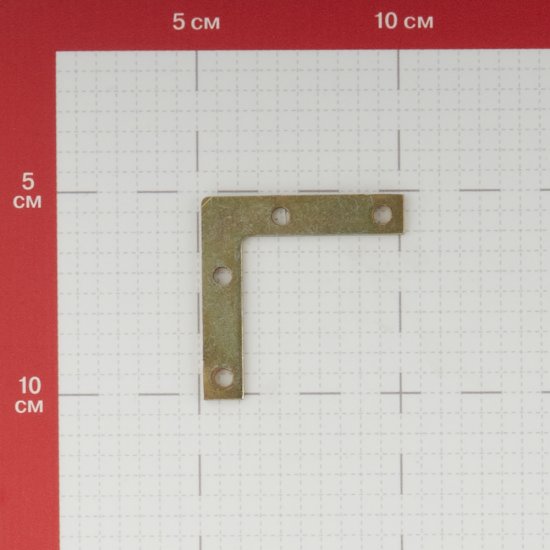 Уголок оконный оцинкованный 50х50х10х2 мм с желтой пассивацией