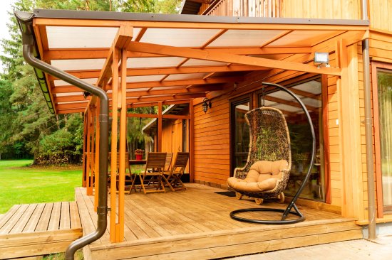 Лак для террас Ярославские краски бесцветный 2 л