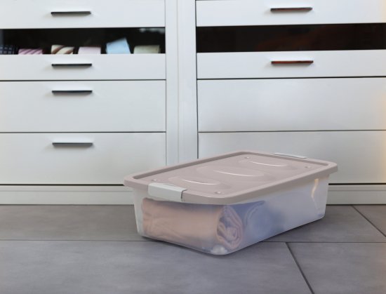 Ящик Астело 60x18x40.4 см пластик с крышкой на колесах цвет прозрачный