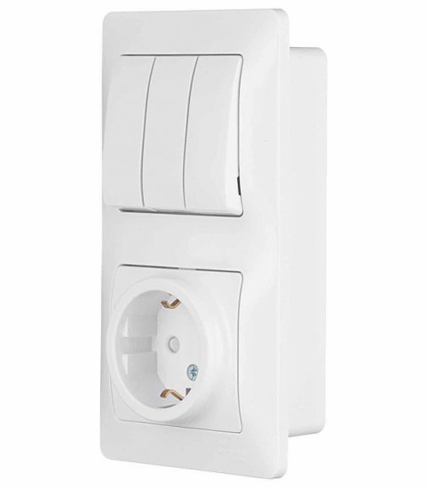 Блок выключатель и розетка Systeme Electric Glossa трехклавишный встраиваемый белый со шторками (GSL000178)