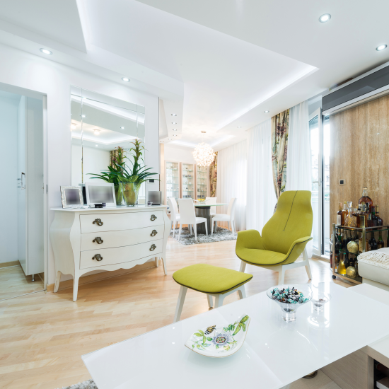 Светодиодная лента Apeyron SMD2835 12В 10 мм 2м 14.4 Вт/м 120диод/м 1400 лм/м 6500 К холодный белый свет