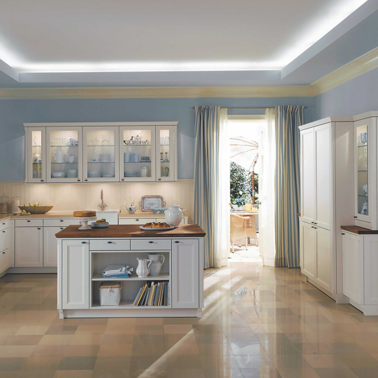 Светодиодная лента Apeyron SMD2835 12В 10 мм 2м 14.4 Вт/м 120диод/м 1400 лм/м 6500 К холодный белый свет