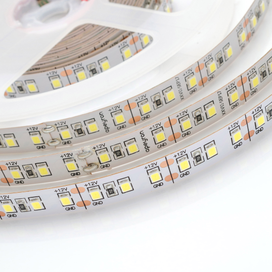 Светодиодная лента Apeyron SMD2835 12В 10 мм 2м 14.4 Вт/м 120диод/м 1400 лм/м 6500 К холодный белый свет