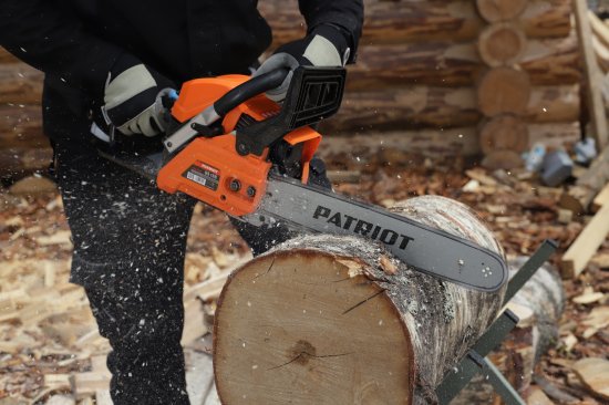 Бензопила PATRIOT GS 138 2 л.с шина 40 см