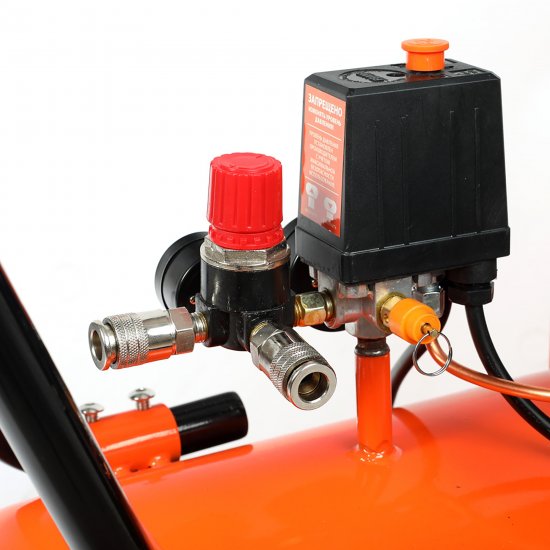 Компрессор ременной масляный Patriot LRM 100-480R, 100 л 480 л/мин 2.2 кВт