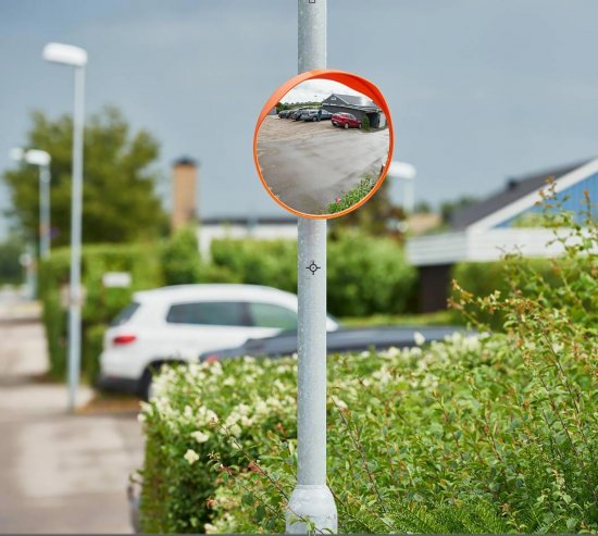 Зеркало дорожное сферическое, 600 мм