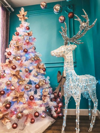 Светящаяся электрическая фигура фигура светодиодная «Олень» для улицы 260 ламп, цвет холодный белый