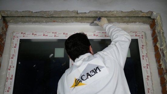 Герметик акриловый для окон Сазиласт Стиз В цвет светло-серый 3 кг
