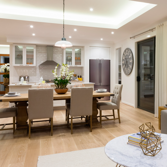 Светодиодная лента Apeyron SMD5050 12В 10 мм 5м 10 Вт/м 60диод/м 700 лм/м 4000 К нейтральный белый свет