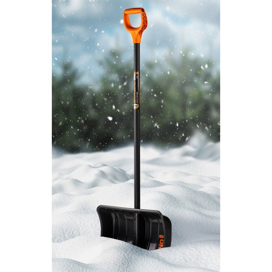 Лопата снеговая Finland пластиковая с деревянным черенком 1480х495 мм (1358Ч)