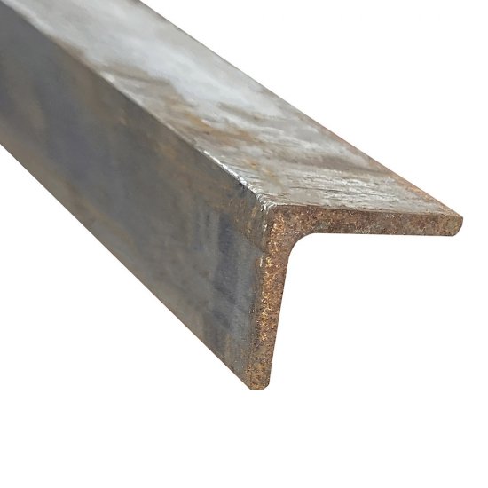 Уголок горячекатаный 32х32х3 мм 3 м