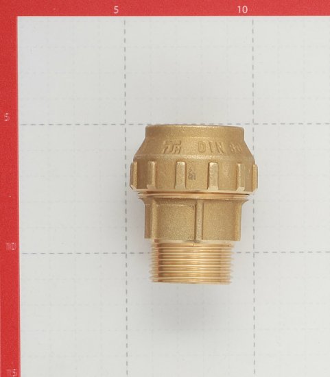 Муфта ПНД Tiemme компрессионная переходная 32х1 НР(ш) латунь