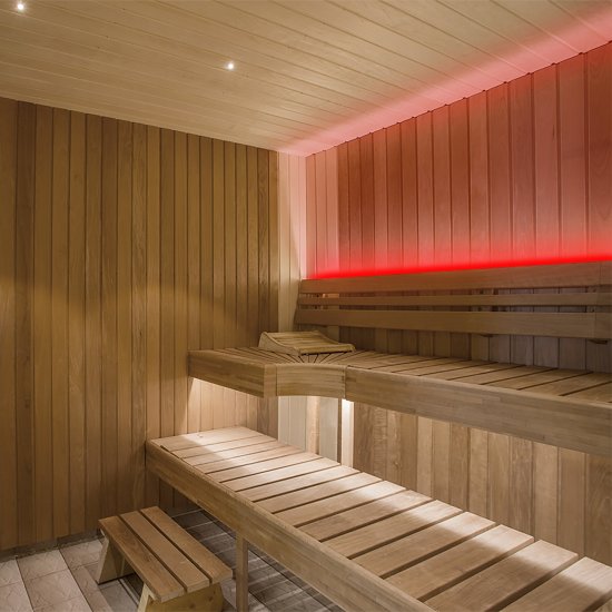 Гибкий неон термостойкий Apeyron SMD2835 24В 13 мм 5м 14.4 Вт/м 120диод/м IP68 красный свет