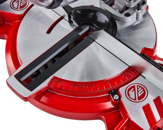 Пила торцовочная Elitech ПТ 1321, 1400 Вт, 210 мм