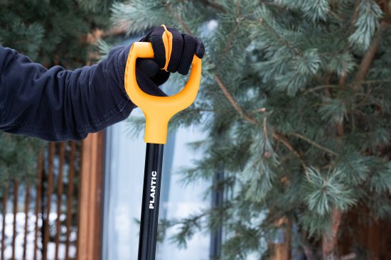 Лопата для уборки снега Plantic Snow 12006-01 54.5x150 см с алюминиевым черенком