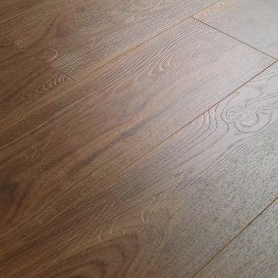 SPC плитка «Дуб Чогори» 43 класс 4 фаски толщина 5 мм 2.2 м²