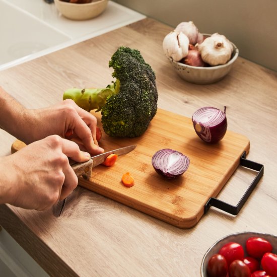 Доска разделочная Delinia 33x23 см бамбук цвет бежевый