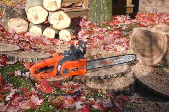 Пила электрическая Daewoo DACS 1900E 1850 Вт 35 см