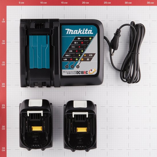 Аккумулятор Makita LXT 198311-6 18В 5Ач Li-Ion 18В с зарядным устройством в комплекте (2 шт.)